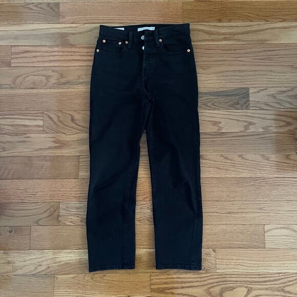 Levi’s Wedgie Straight Jeans Womens 24x26 Black Button Fly High Rise Casual - Picture 1 of 11